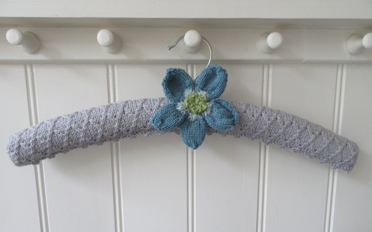 Coat hanger Clothes hanger - silver with teal poppy flower