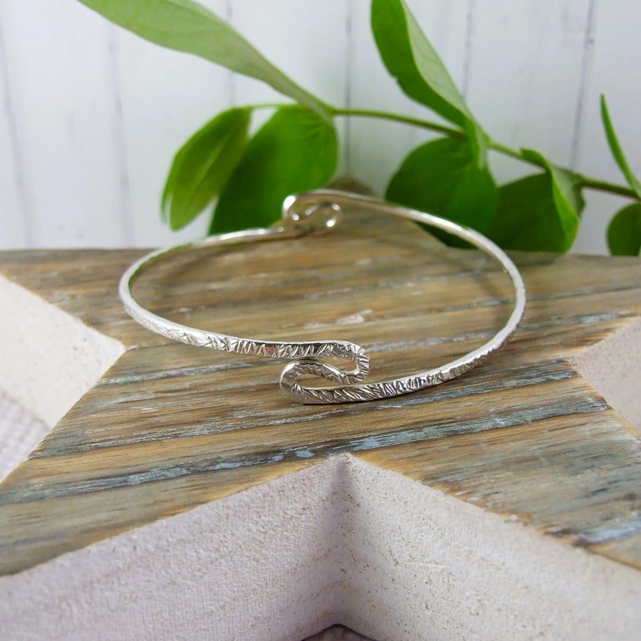 Sterling Silver Bangle with Fold Over Front and Back. Fits Size Small 19cm 