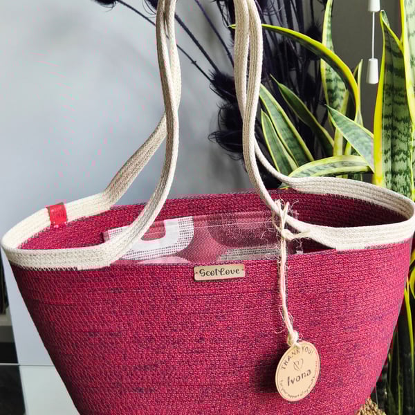 String's basket: burgundy