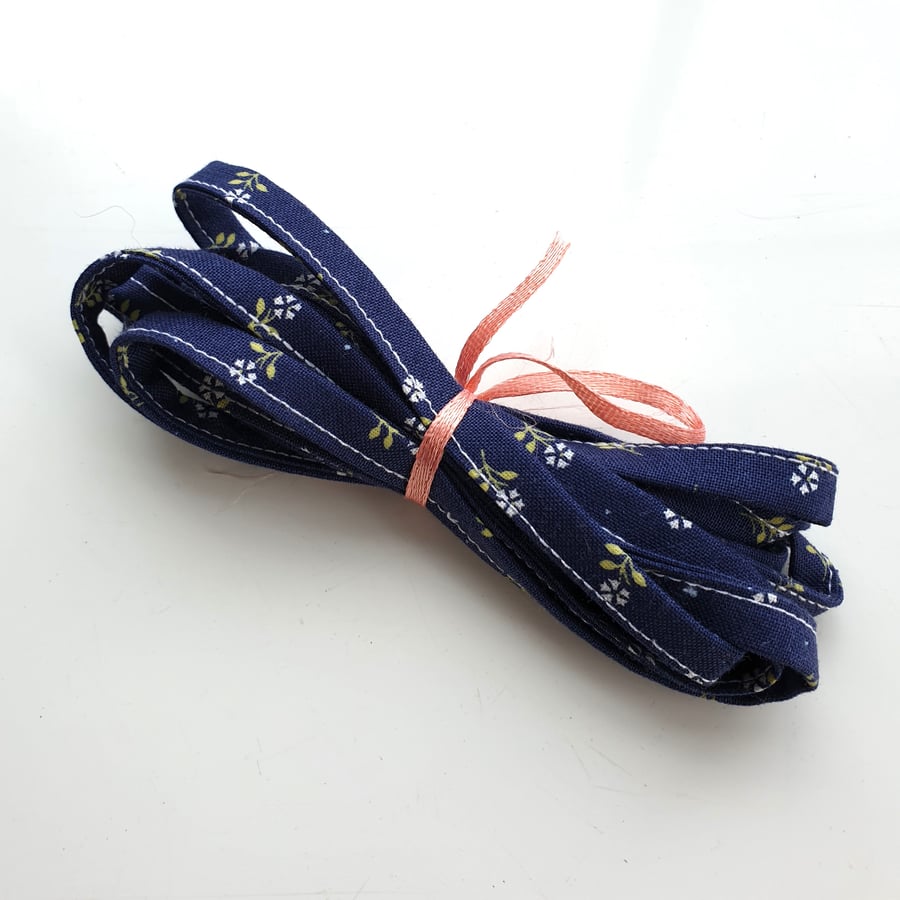 Childs Floral Shoe Laces