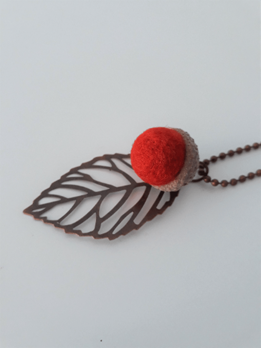 Needle Felted Acorn Leaf Necklace-Burnt Orange