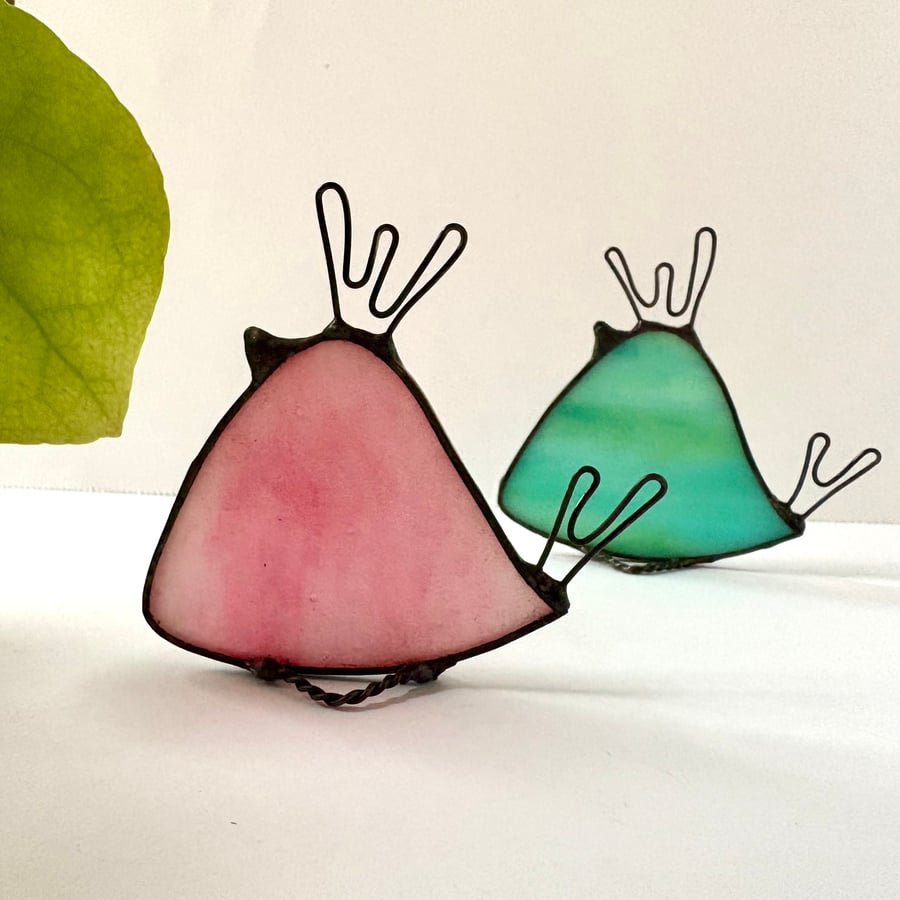 Pink stained glass Bird with Attitude, Bird with funky hair, Cheerful wildlife