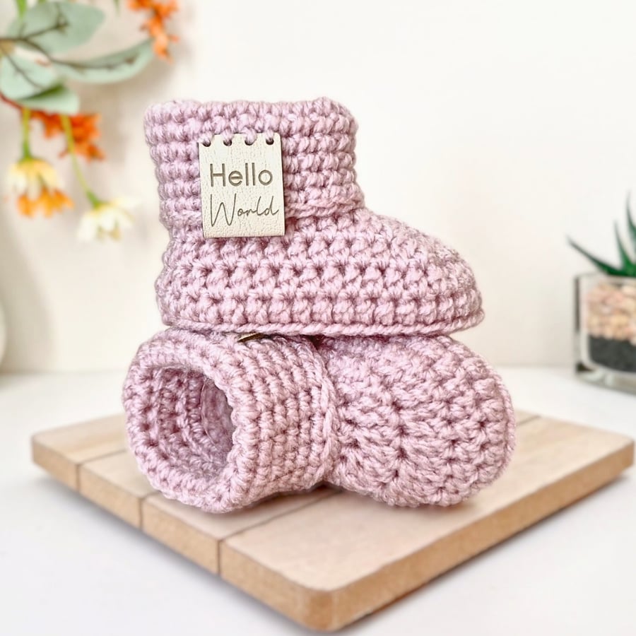 Hello World Crochet Baby Booties – Unisex New Baby Gift