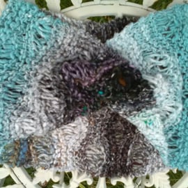 Noro MOBIUS NECK WARMER cotton, wool & silk in aqua, white and black