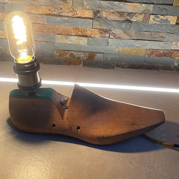 Vintage Up-cycled cobblers shoe last lamp.