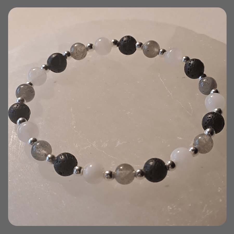 Aromatherapy bracelet with Rose Quartz, Labradorite and Sterling Silver