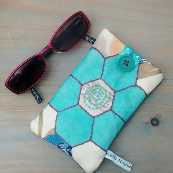 Glasses Case, Hexagon Patchwork Design 