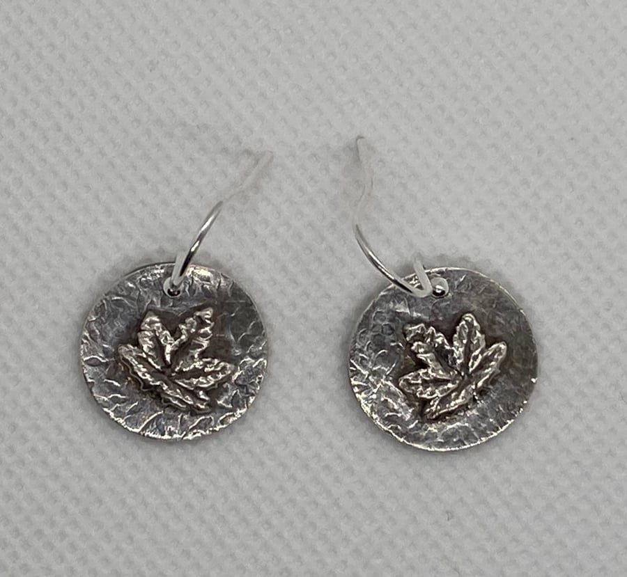 Pure silver earrings with leaves 