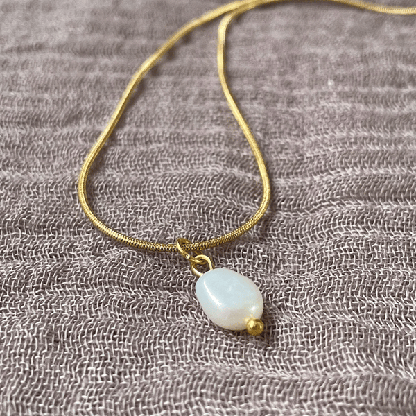 Simple minimal pearl necklace, gift for her, elegant jewellery