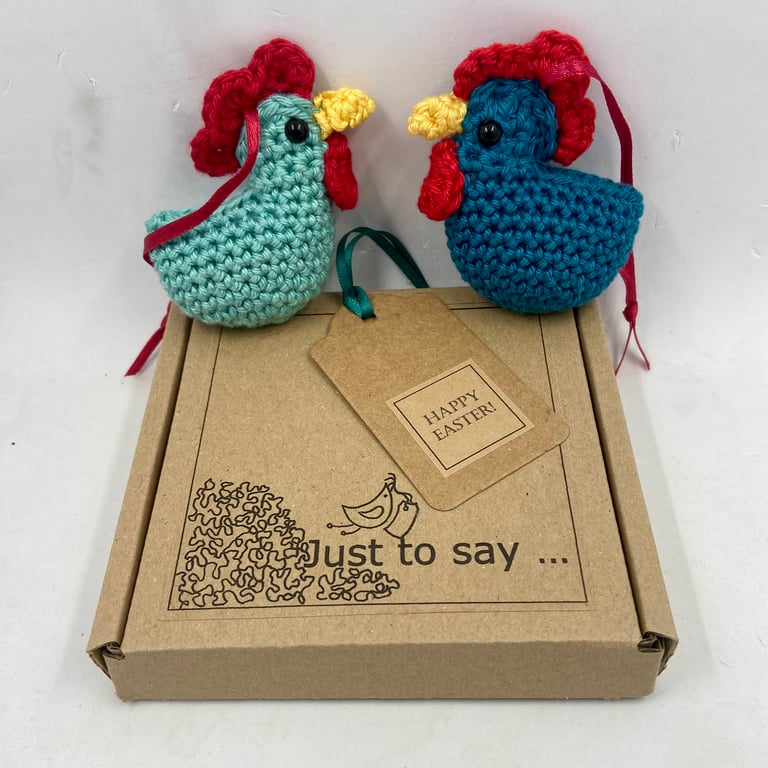 Crochet Hens- Alternative to a Greetings Card 