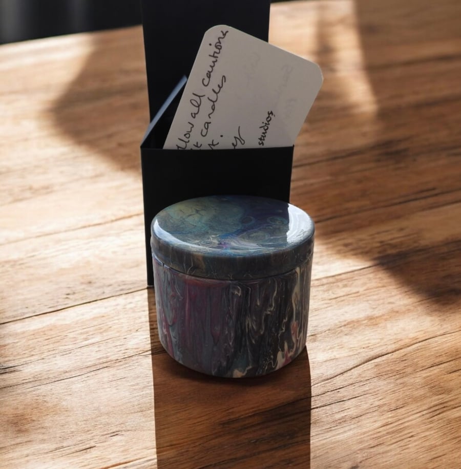 Hand painted tin with soy wax candle 