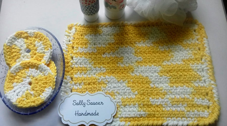 Chunky Wash Cloth & 3 Reusable Make-up Remover Cotton Pads