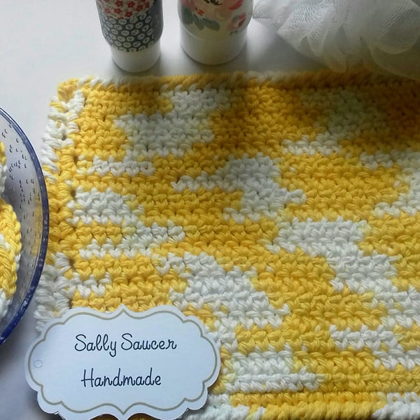 Chunky Wash Cloth & 3 Reusable Make-up Remover Cotton Pads