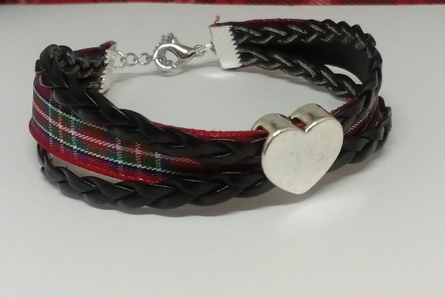 Tartan heart bracelet, multi strand scottish plaid jewellery, choose your t