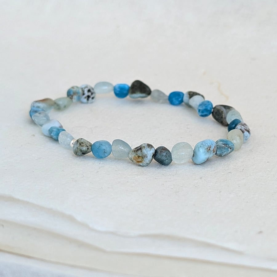 Throat chakra stretch bracelet of blue larimar, apatite and aquamarine 