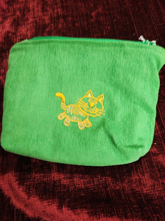 Cosmetic, Toiletries Bag with embroidered Cat