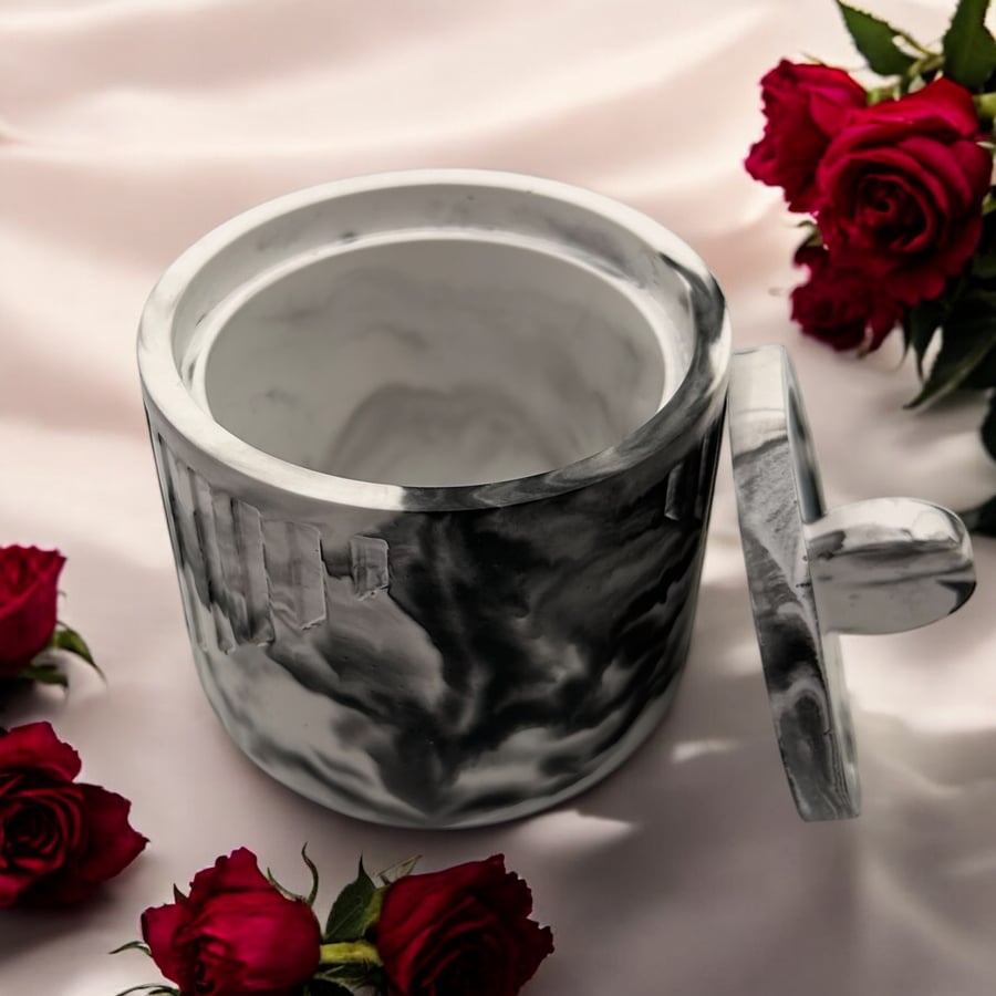 Trinket Pot with Lid - Black and White Monochrome Keepsake or Jewellery Box ltp4