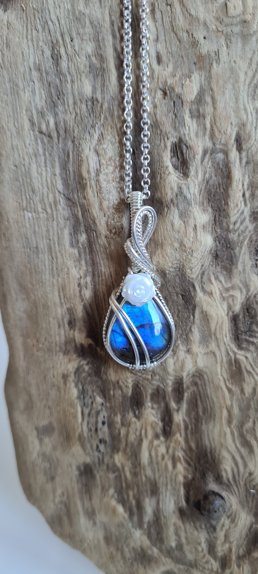 925 Silver & Natural Blue Labradorite Necklace Pendant Gift Crystal Jewellery 