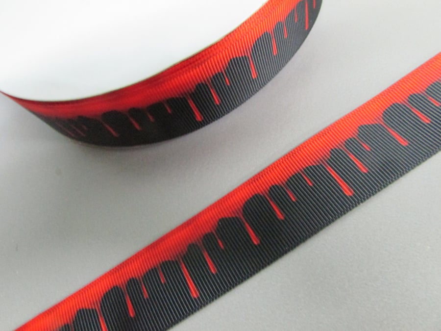 Zombie Blood Drips Horror Grosgrain Ribbon x 1 metre 2 widths to choose