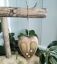 Pyrography wooden mistletoe heart decoration - Image 3