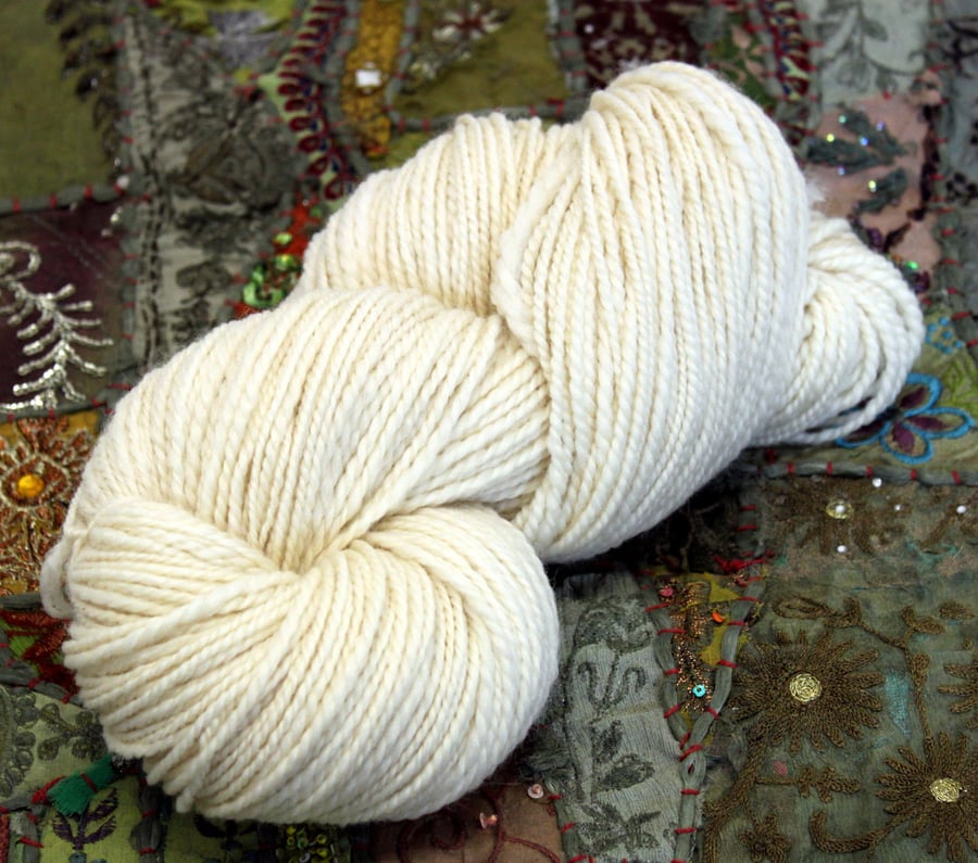 Handspun Yarn Natural Falkland Wool 188g 332 Yards Chunky HSF01