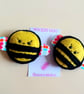 'Bumble bee' pocket hug and pocket hug card gift set (yellow)