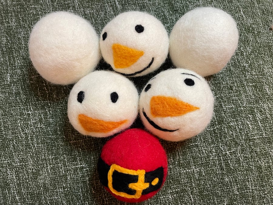 6 Wool dryer balls XL, Natural Fabric Softener, Reusable, CHRISTMAS EDITION