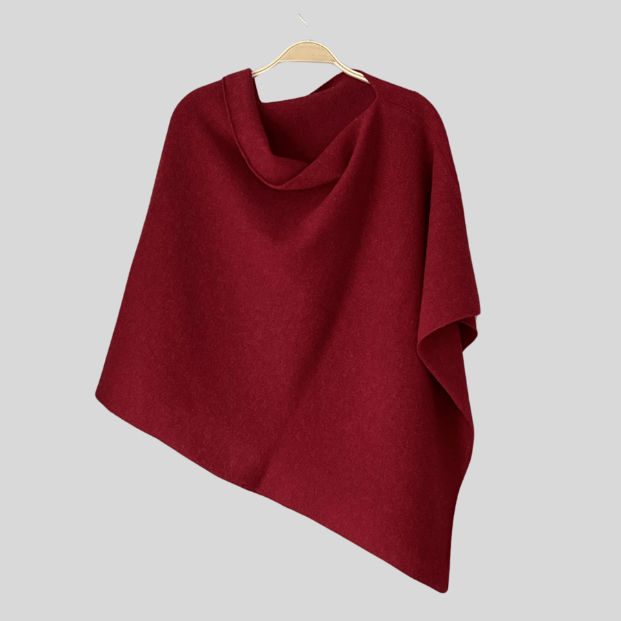 Poncho soft merino lambswool  berry red 