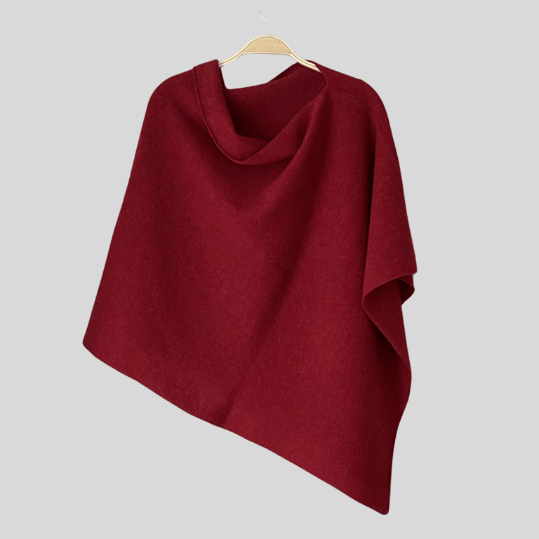 Poncho soft merino lambswool  berry red 