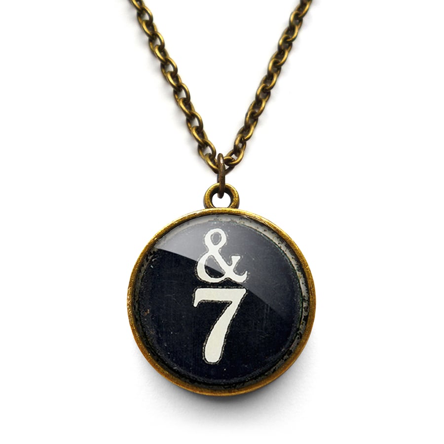 &7 Typewriter Key Necklace (DJ01)