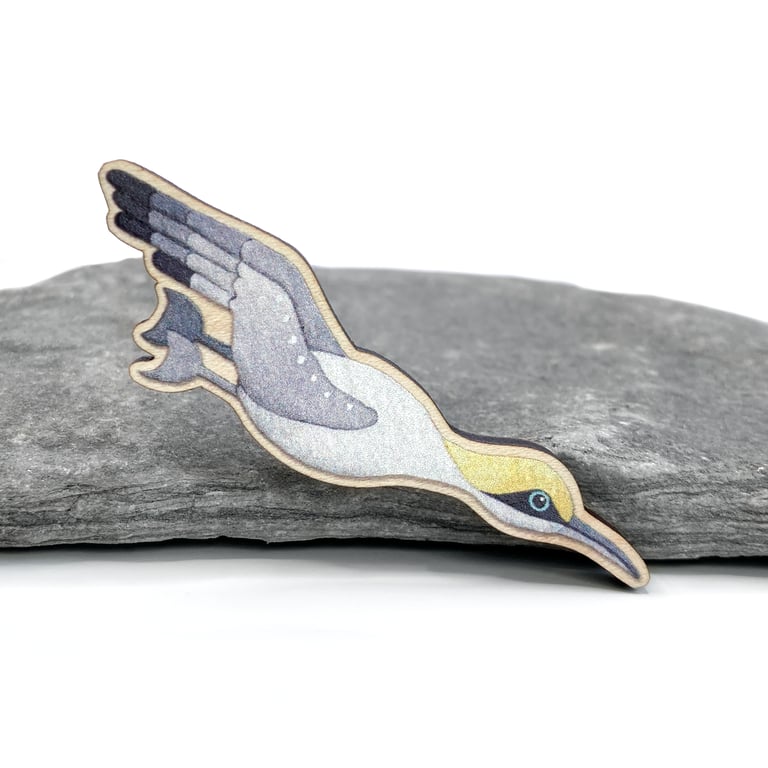 Diving Gannet Fridge Magnet - Maple Wood Magnet - Seaside Kitchen Coastal Decor