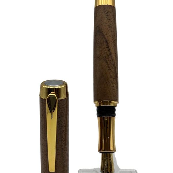 Patriarch Fountain Pen - Turkish Walnut