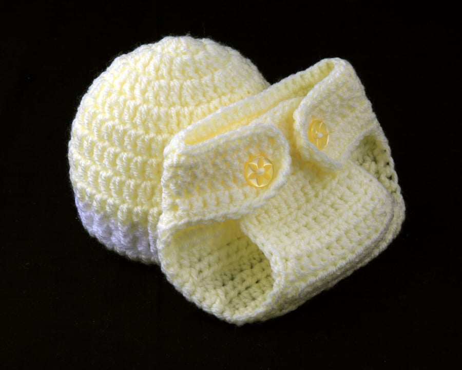 Handmade Baby Beanie Hat and Diaper Cover Gift Set