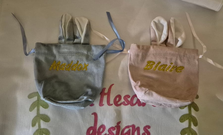 Bunny ears treat bag