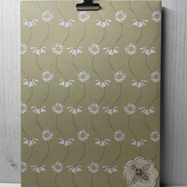 Daisy - Tell the Bees Clip Board PB3