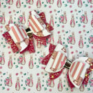 Girls capybara hair bows 