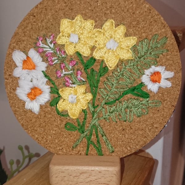 Flower bouquet embroidery on a round cork board, 15 cm