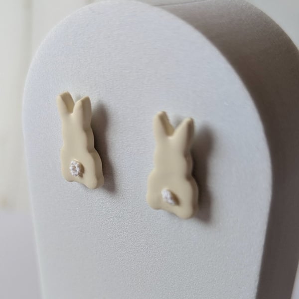 Bunny studs