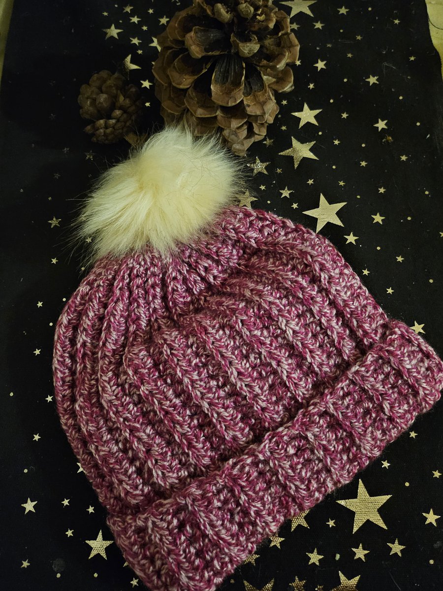 Bobble Beanie Deep Pink Speckled 