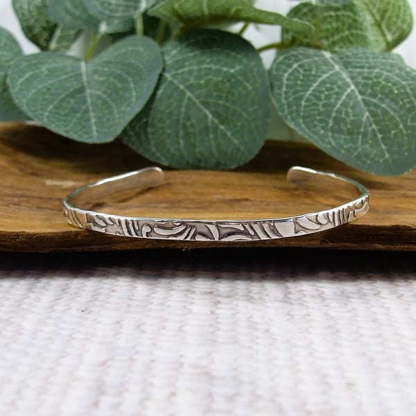 Silver Cuff - Embossed Abstract Pattern with Antiqued Finish. Size Medium