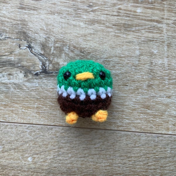 Mini crochet duck