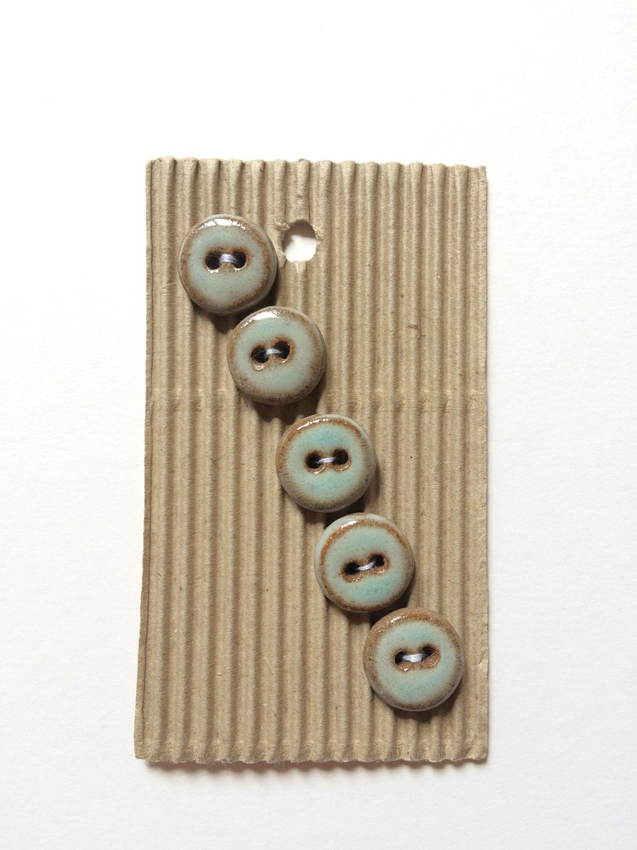 Set of 5 small ceramic buttons