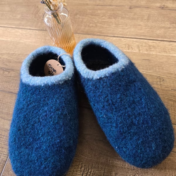 Handmade felted slippers size 5-6 
