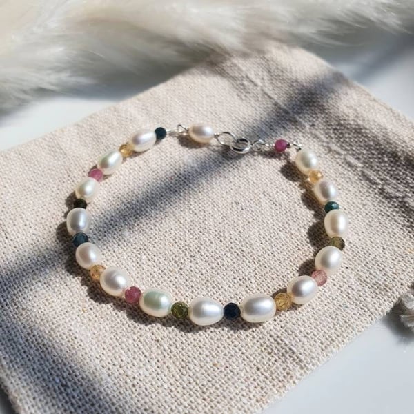 Tourmaline gemstone and freshwater pearl beaded bracelet, October birthstone