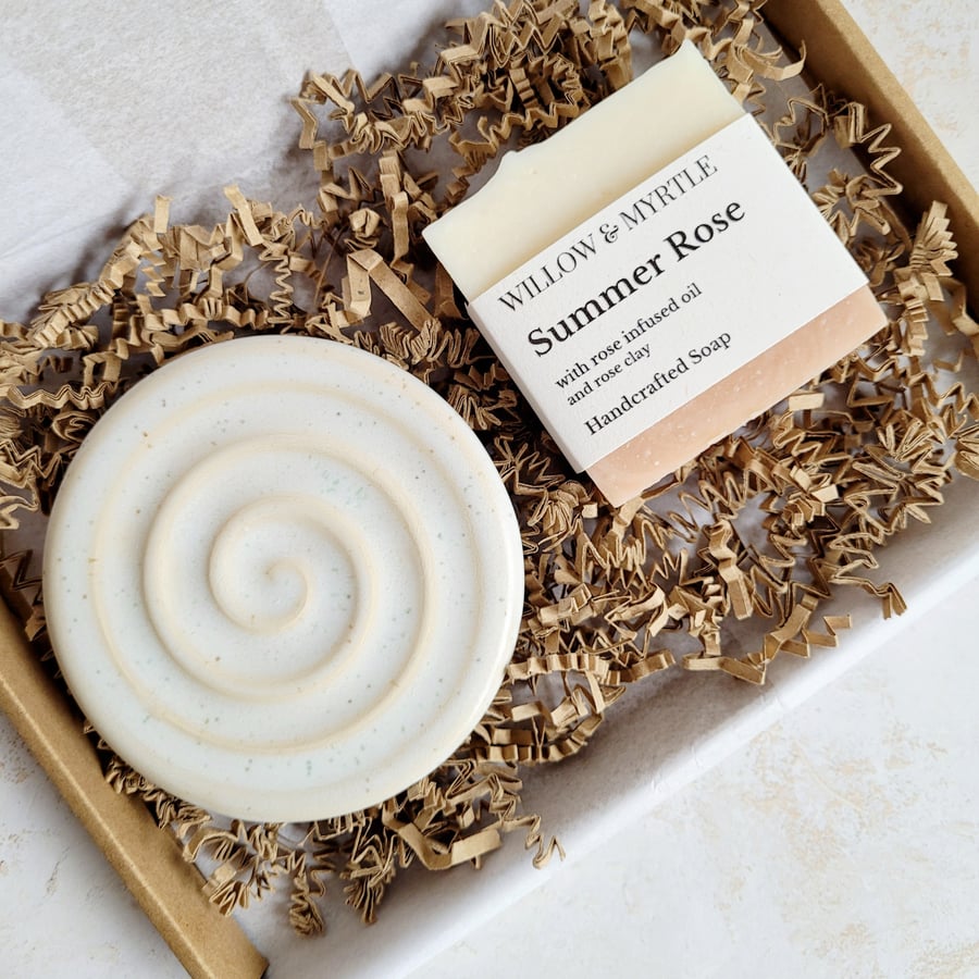 Handmade Soap Gift Set, Luxury Natural Vegan Soap & Round Ceramic Soap Dish