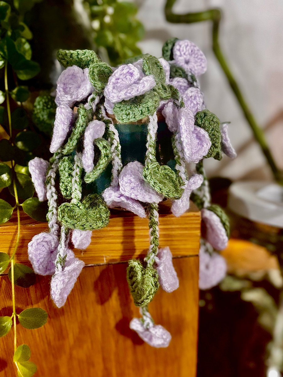 Crochet string of hearts