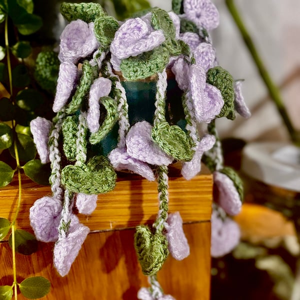 Crochet string of hearts