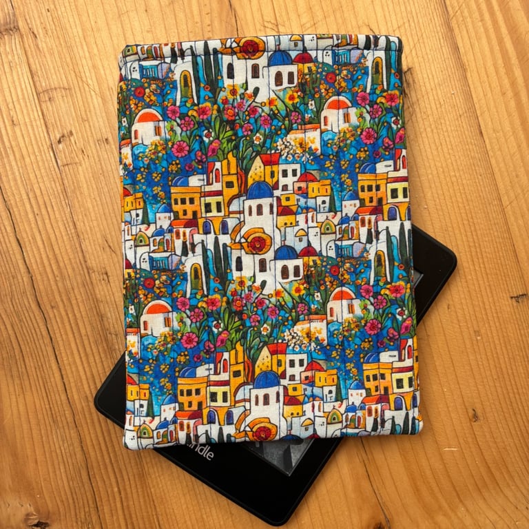 Mediterranean Village Style Quilted Fabric Kindle Sleeve For 6" Paperwhite