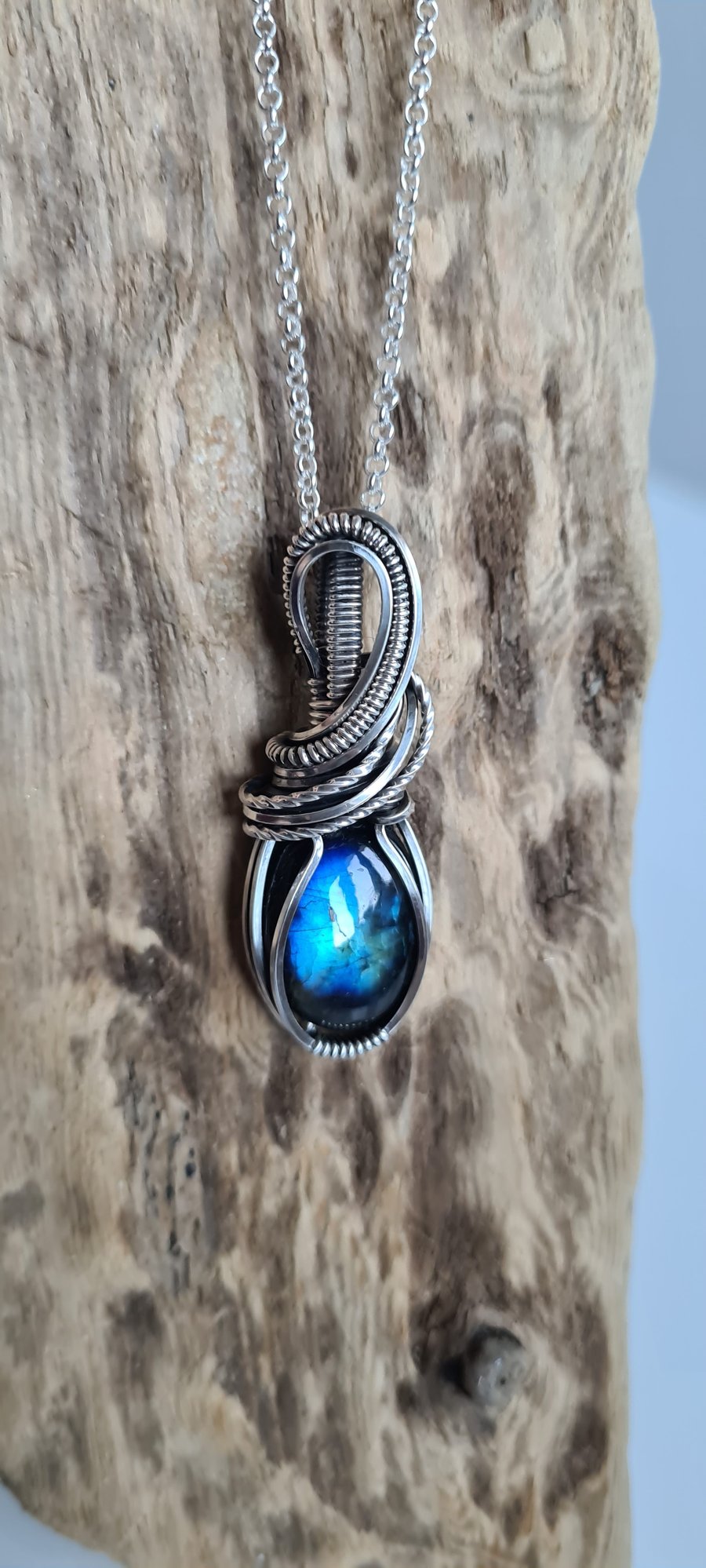 Handmade 925 Silver & Natural Blue Labradorite Necklace Pendant & Chain Gift 