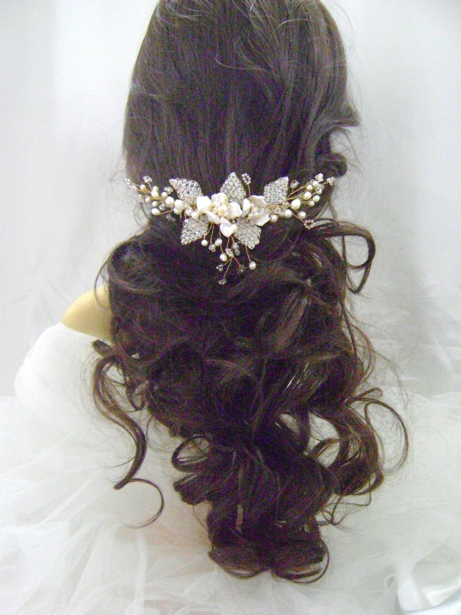 Ava - Freshwater Pear & Crystal Leaf Vintage Style Comb - Gold Plated